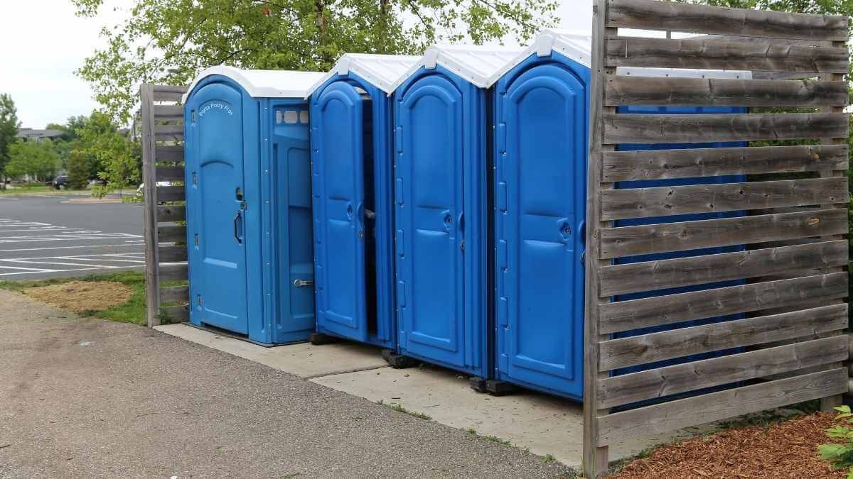 Porta Potty Rental Pros - Quality Portable Restroom Services in Coyote, NM, 87012